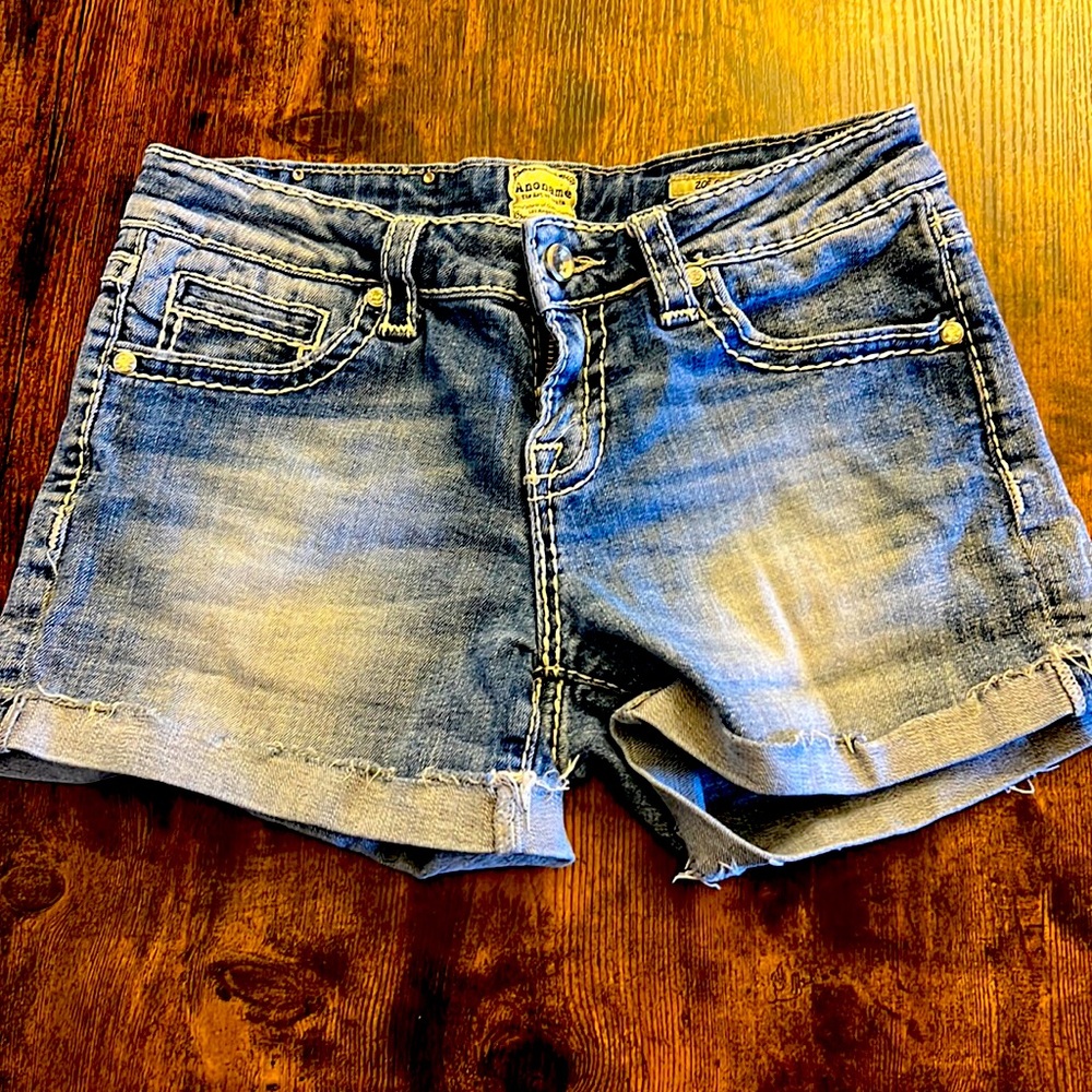 Anome womens shorts light wash